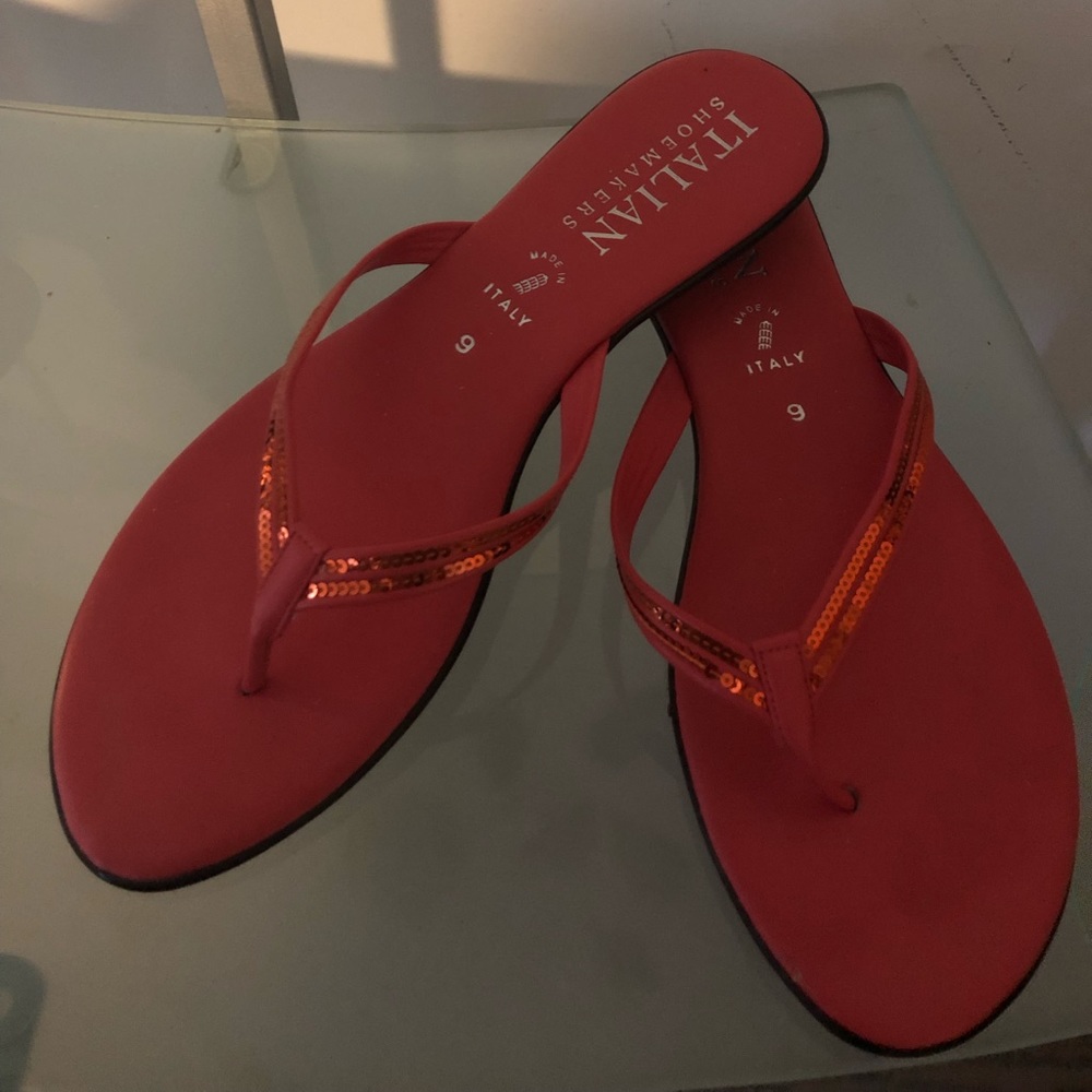 Italian Shoemaker sandal size 9
